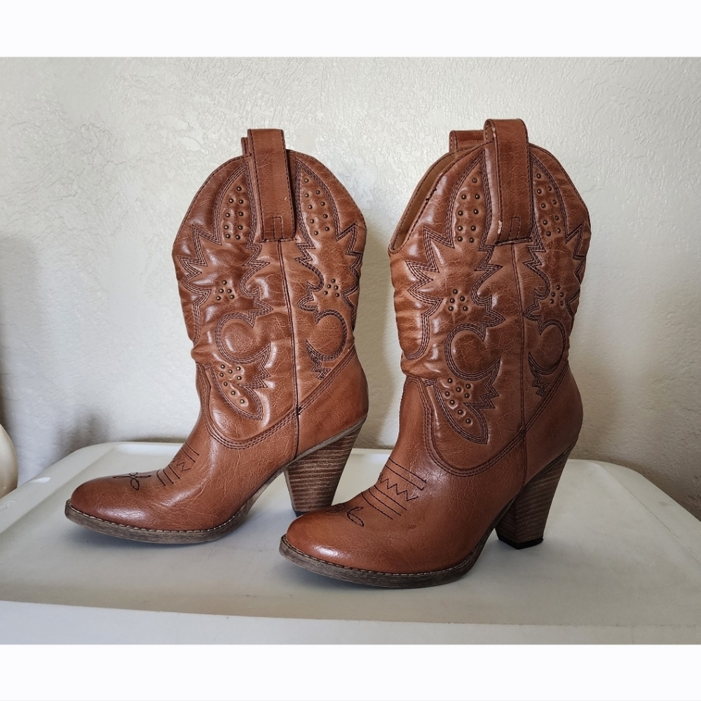 Mia Western Boots Sz 6